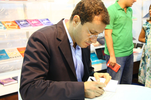 Abdo Medlej book signing